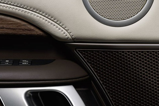 SISTEM DIXHITAL AUDIO RRETHUES MERIDIAN™